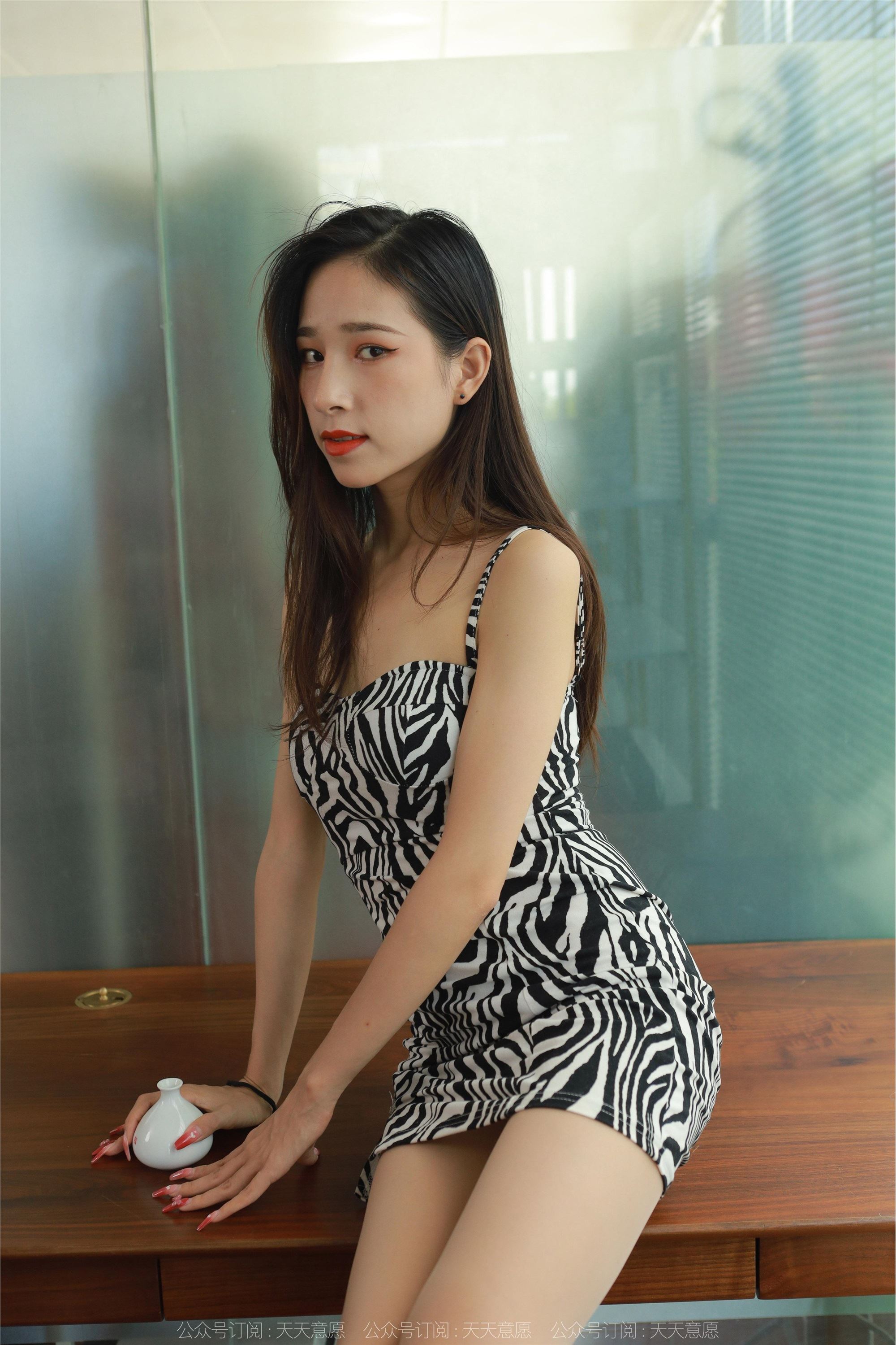 IESS异思趣向  2022.10.07 丝享家 1230 美子《众享丝滑》